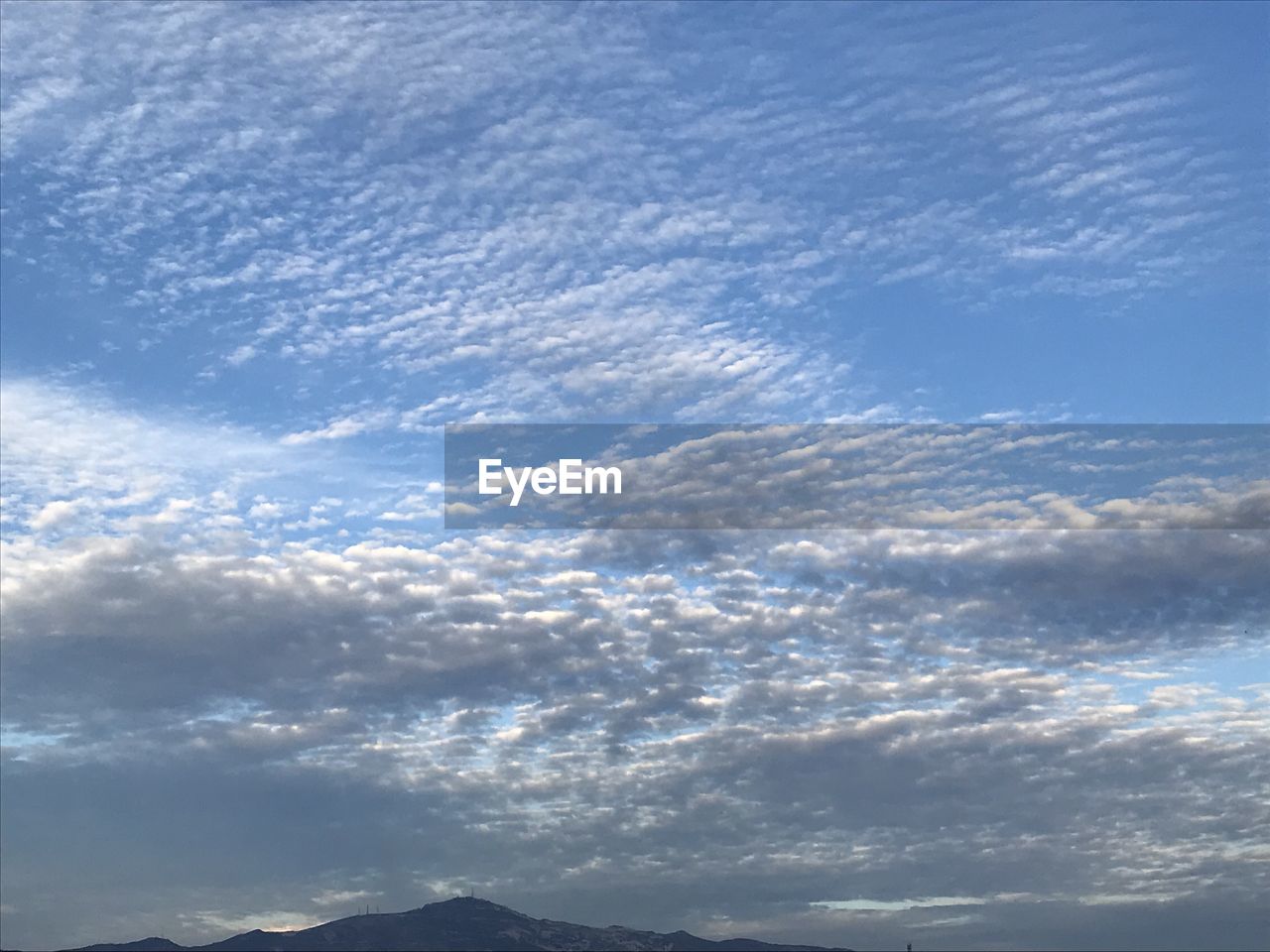 LOW ANGLE VIEW OF CLOUDY SKY