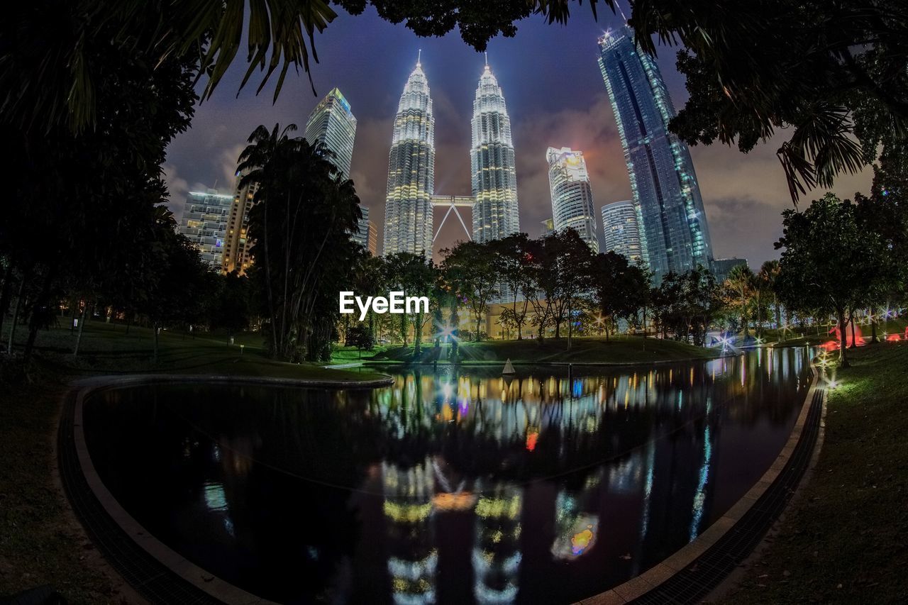 REFLECTION OF BUILDINGS IN CITY