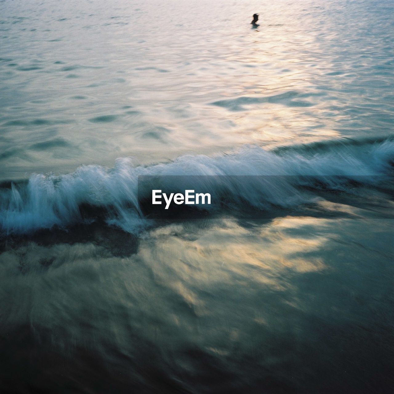 SCENIC VIEW OF SEA WAVE