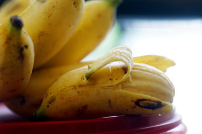 Gold banana. the bananas are quite small. but it's so sweet 