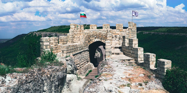 View of fort against cloudy sky