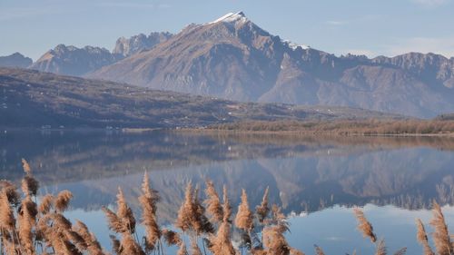 Panoramic view of lake and mountains against sky