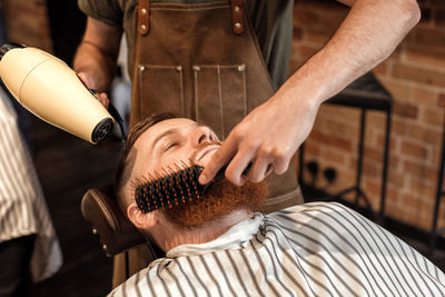 Barber grooming customer