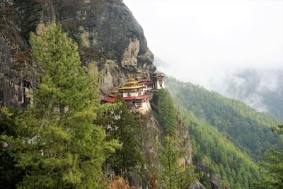 Panoramic view of temple against mountain