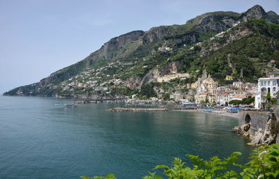 Amalfi is a city in a suggestive natural environment,between the ninth and eleventh centuries, 