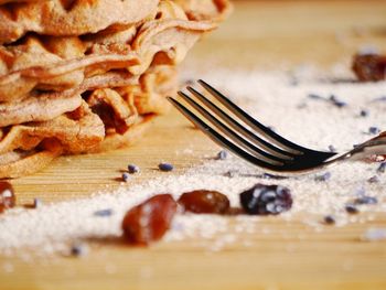 Close-up of bread in plate on table