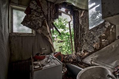 Abandoned building