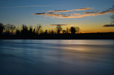 Amazing sunset on the muzza river