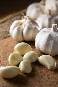 Close-up of fresh peeled garlic