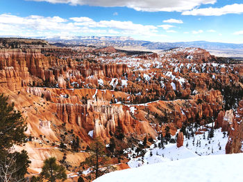 Sunny winter day looking over bryce canyon national park.
