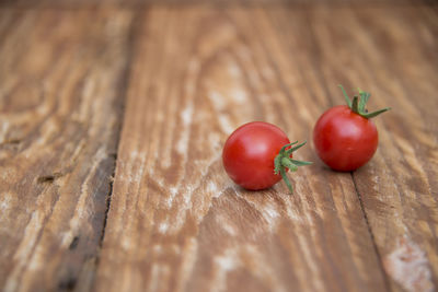 Close-up of cherry tomatoes on wood