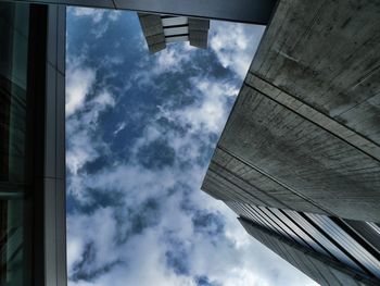 Low angle view of cloudy sky