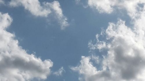 Low angle view of cloudy sky