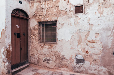 Old abandoned house