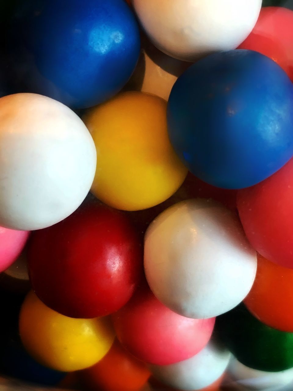 FULL FRAME SHOT OF MULTI COLORED EGGS