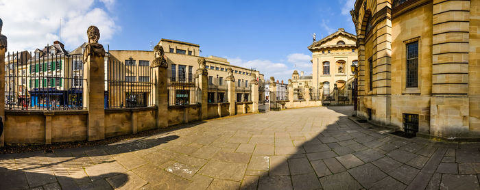 Buildings in city