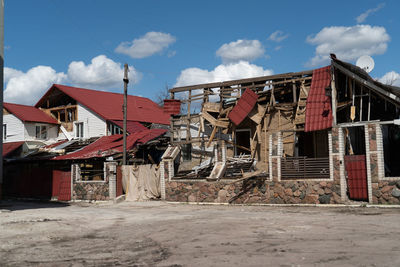 Chernihiv, ukraine 27.04.2022 - russian occupants destroyed private houses in the city of chernihiv