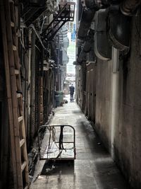 alley