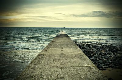 horizon over water