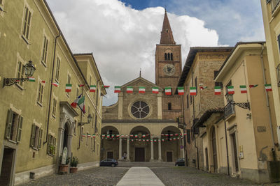 View of cathedral against sky in city