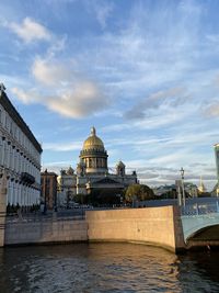 Saint isaac's cathedral