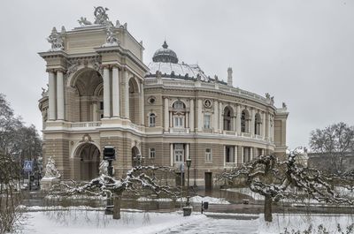 Odessa, ukraine 29.01.2023. opera theater in odessa, ukraine, on a gloomy winter day