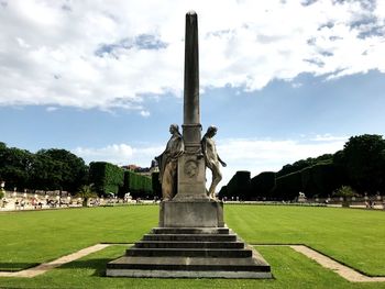 View of statue against cloudy sky