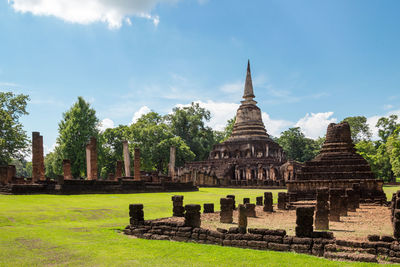 View of temple building against sky