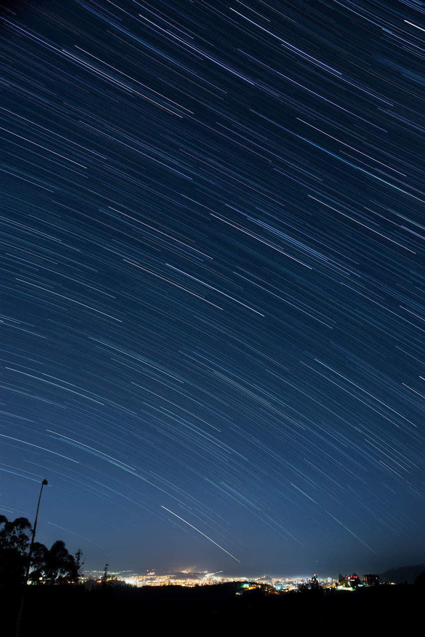 STAR FIELD AGAINST SKY AT NIGHT