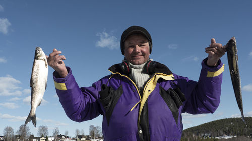 Zero virus, happy fisher, winter fishing in sweden