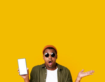 yellow