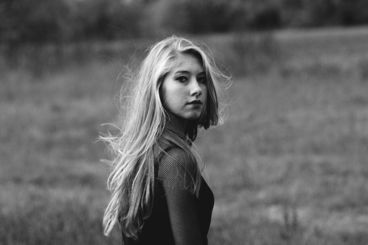 young adult, one person, portrait, long hair, young women, real people, field, beauty, nature, outdoors, day, close-up, people, adult