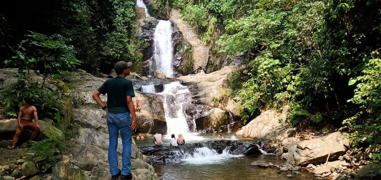 SCENIC VIEW OF WATERFALL