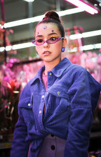 Portrait of teenage boy wearing sunglasses