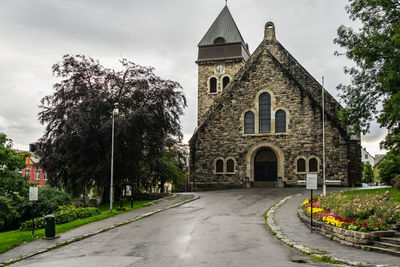 Alesund church is a large stone church built in 1909, bergen, norway