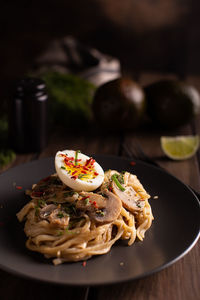 Pasta with mushrooms and cream sauce