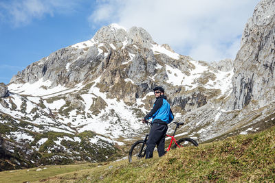 Cyclist man riding mountain bike