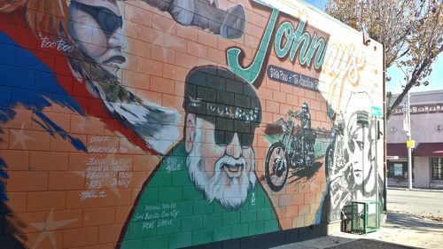 Graffiti on wall