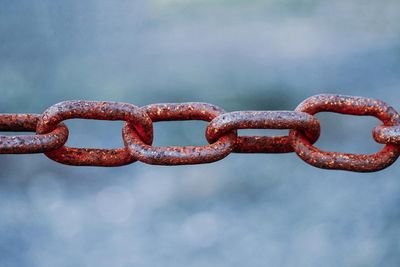 Close-up of rusty chain
