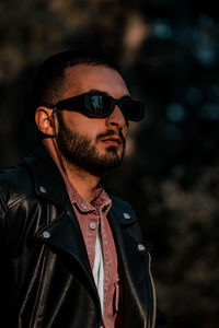 Portrait of young man wearing sunglasses