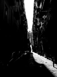 Narrow alley in city