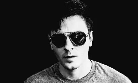 Portrait of man wearing sunglasses