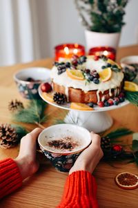 Hot chocolate and christmas cake 