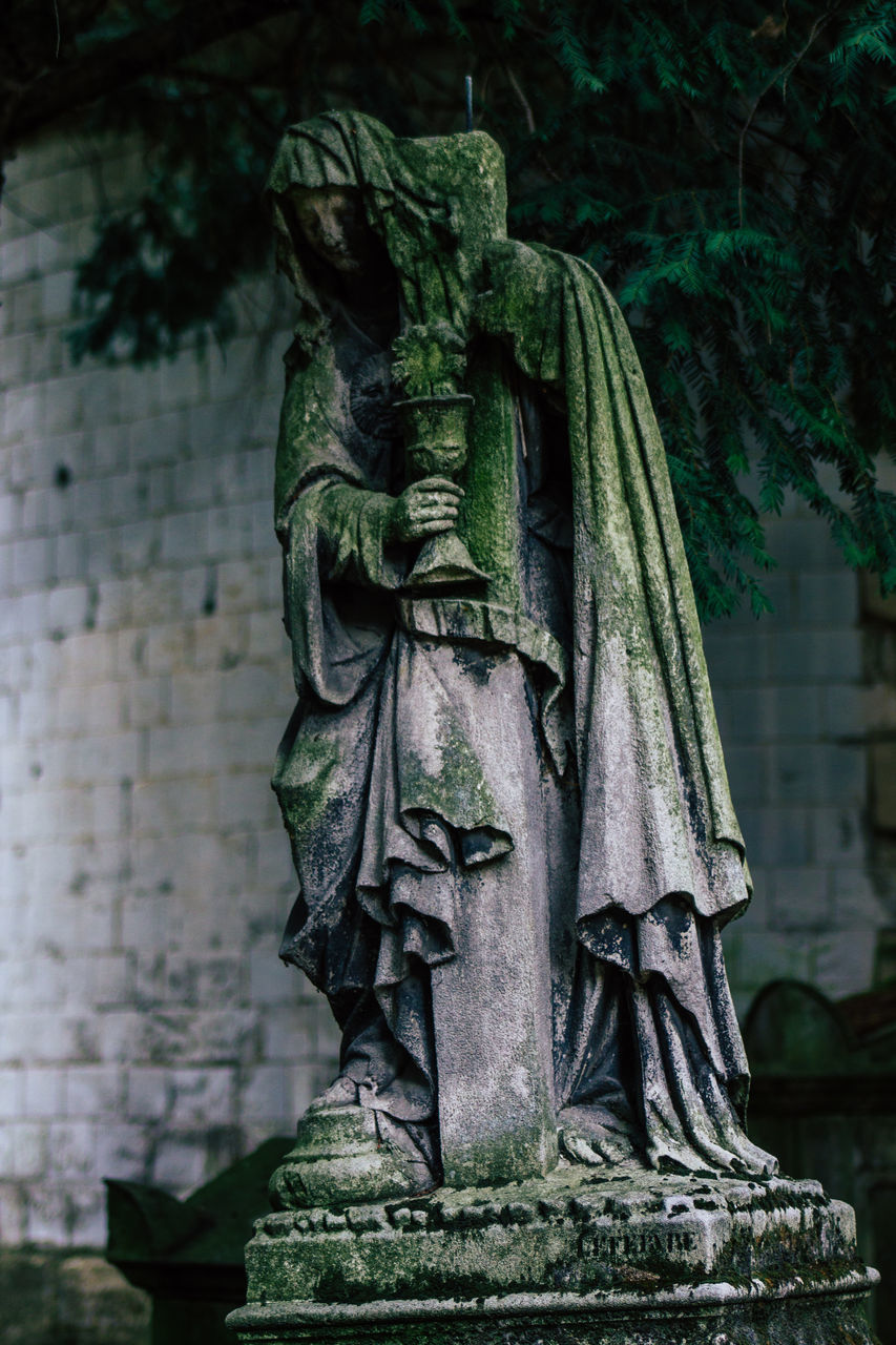 STATUE OF BUDDHA