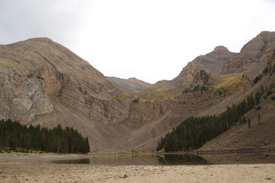 One of the beautiful lakes of aragon, at the top of the pyrenees