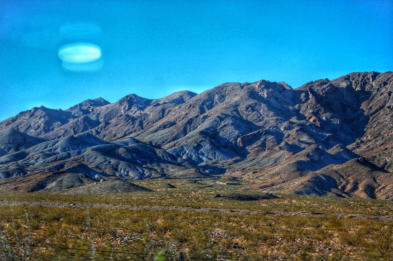 Single oval cloud