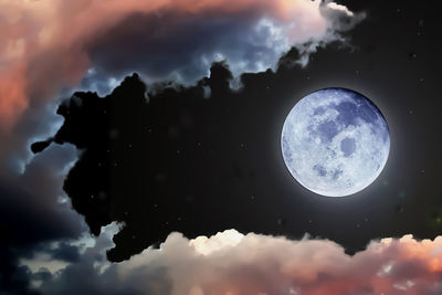 Close-up of moon against sky at night