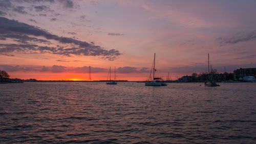 Sunrise in annapolis , maryland 