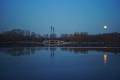 The last moon of 2021 in beijing