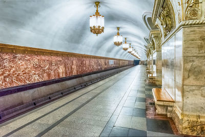 Illuminated corridor